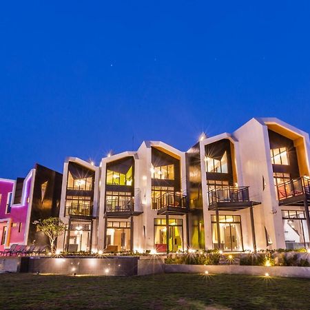 Peekaboo Apartment Xiaoliuqiu Exterior photo