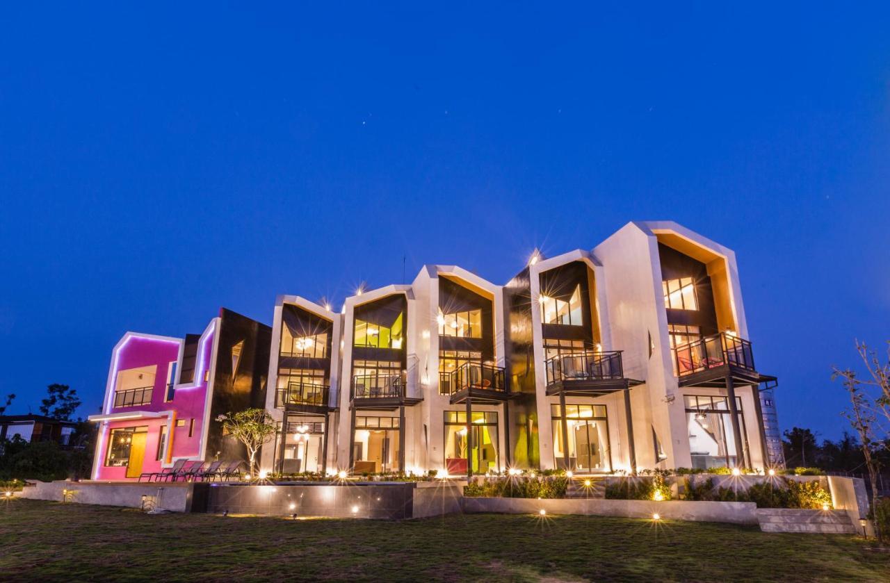 Peekaboo Apartment Xiaoliuqiu Exterior photo